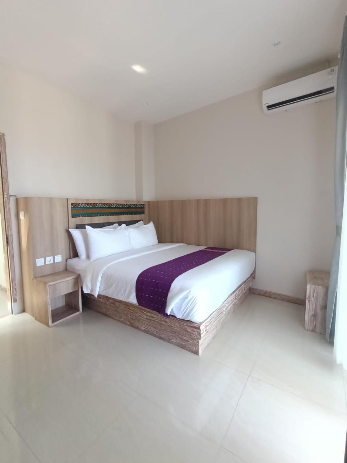 Dejavu 2.0 Hotel Bajo Komodo Лабуан-Бахо Экстерьер фото