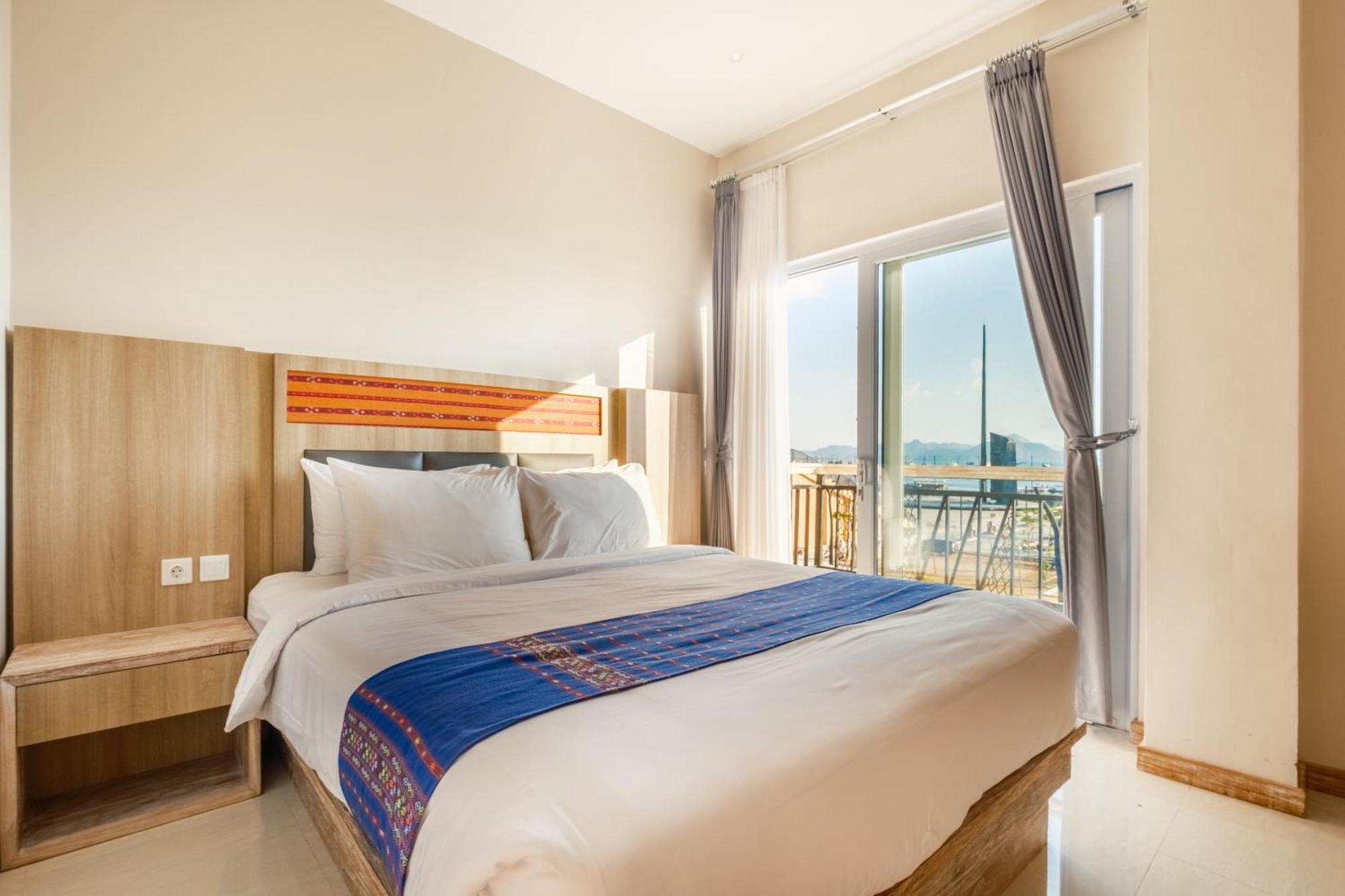 Dejavu 2.0 Hotel Bajo Komodo Лабуан-Бахо Экстерьер фото