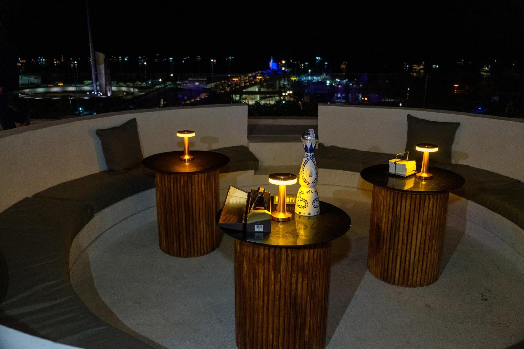 Dejavu 2.0 Hotel Bajo Komodo Лабуан-Бахо Экстерьер фото